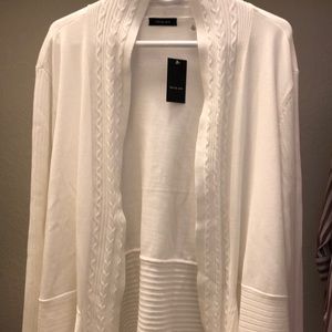 NWT WHITE SWEATER 3X